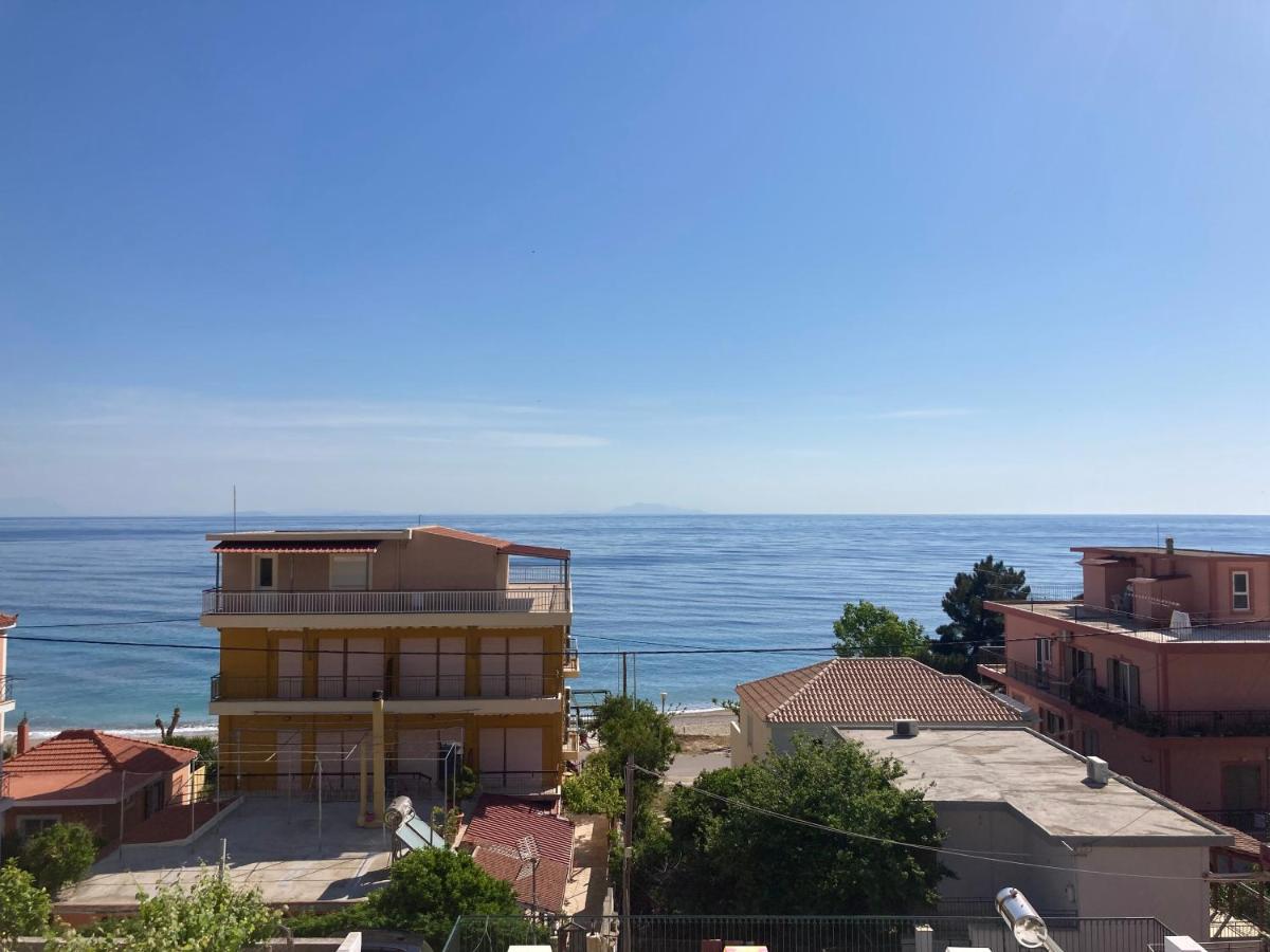 Hotel Galini Poros  Exterior photo